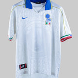 Italy 1995-96  Away Kit  (M)