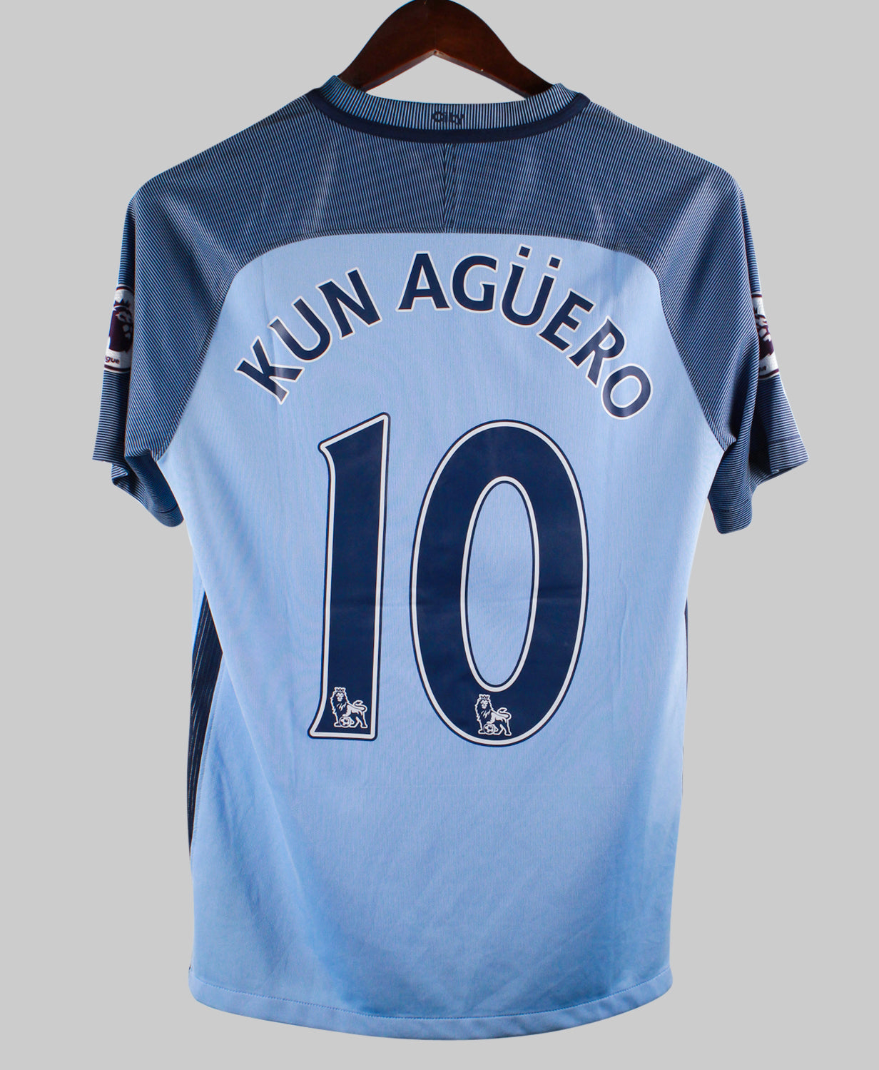 Manchester City 2016-17 Kun Aguero Home Kit  (S)