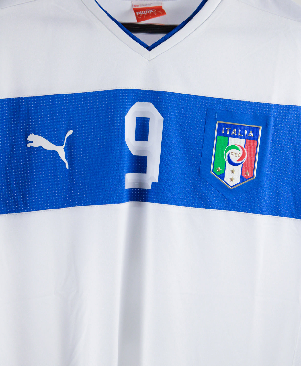 Italy 2012-13 Balotelli Away Kit  (L)
