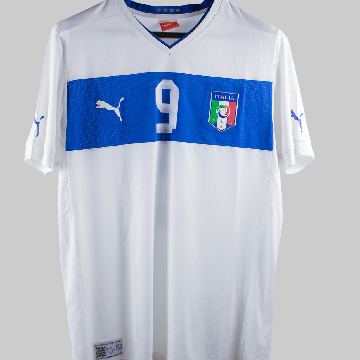 Italy 2012-13 Balotelli Away Kit  (L)