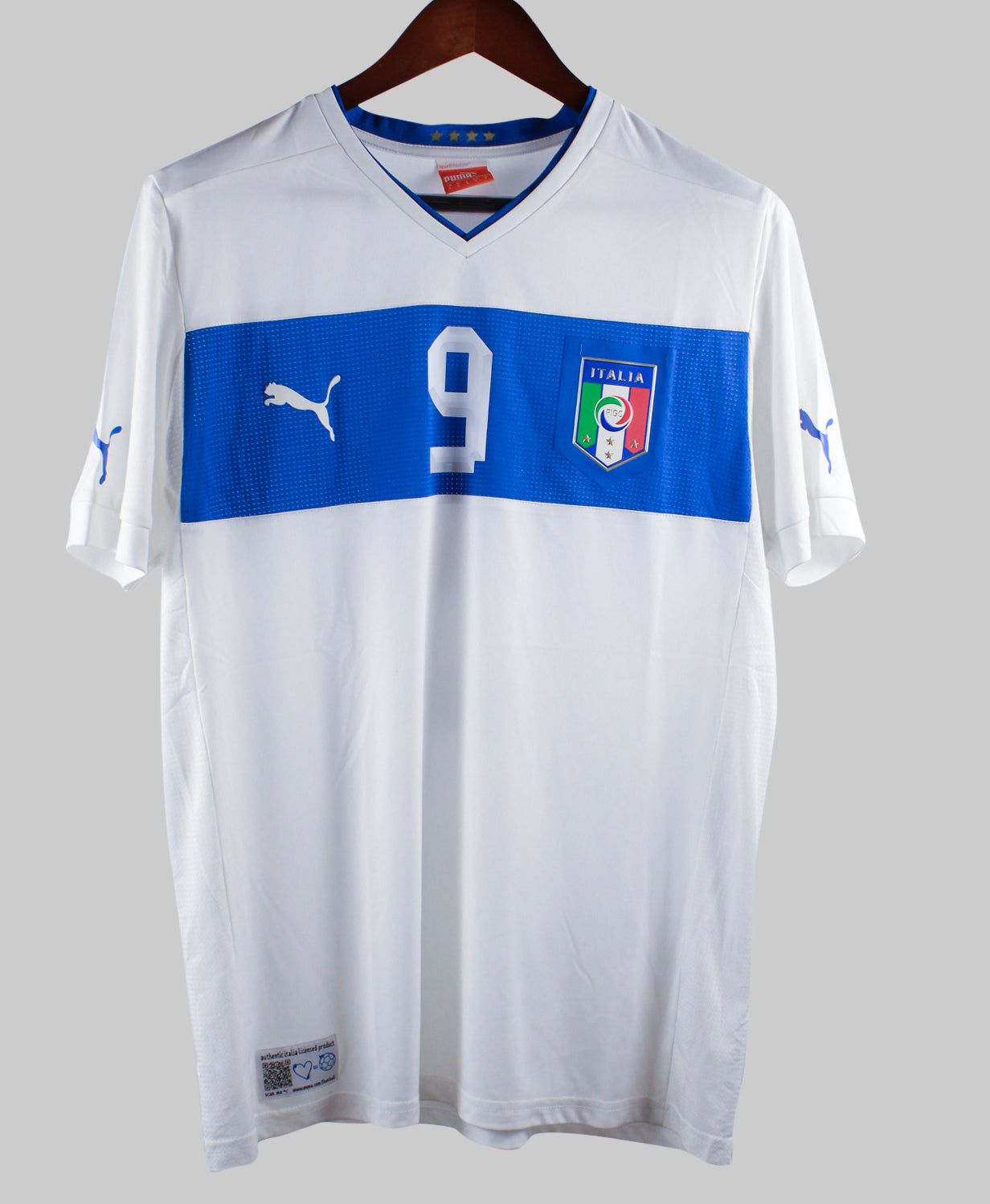 Italy 2012-13 Balotelli Away Kit  (L)