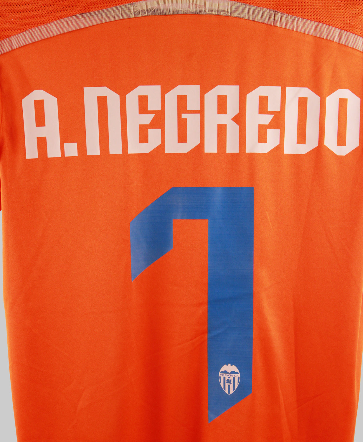 Valencia 2015-16 Negredo Away Kit (S)