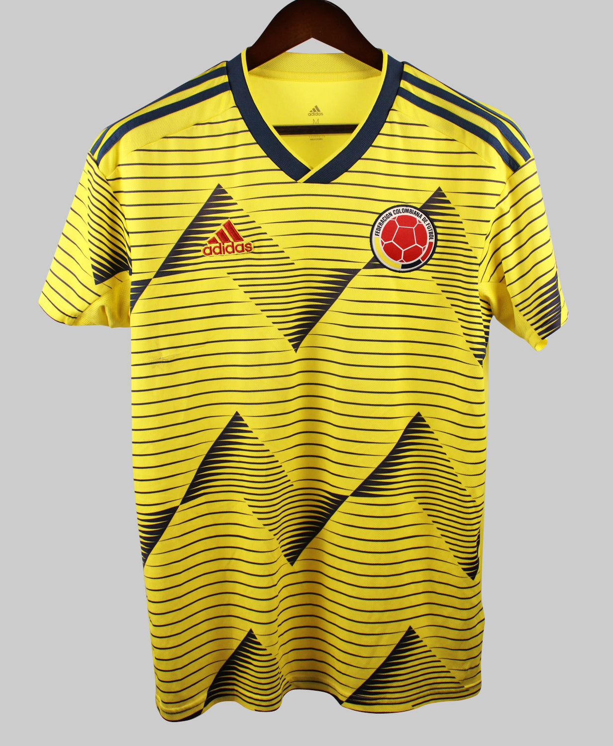 Colombia 2019-20 Home Kit (L)