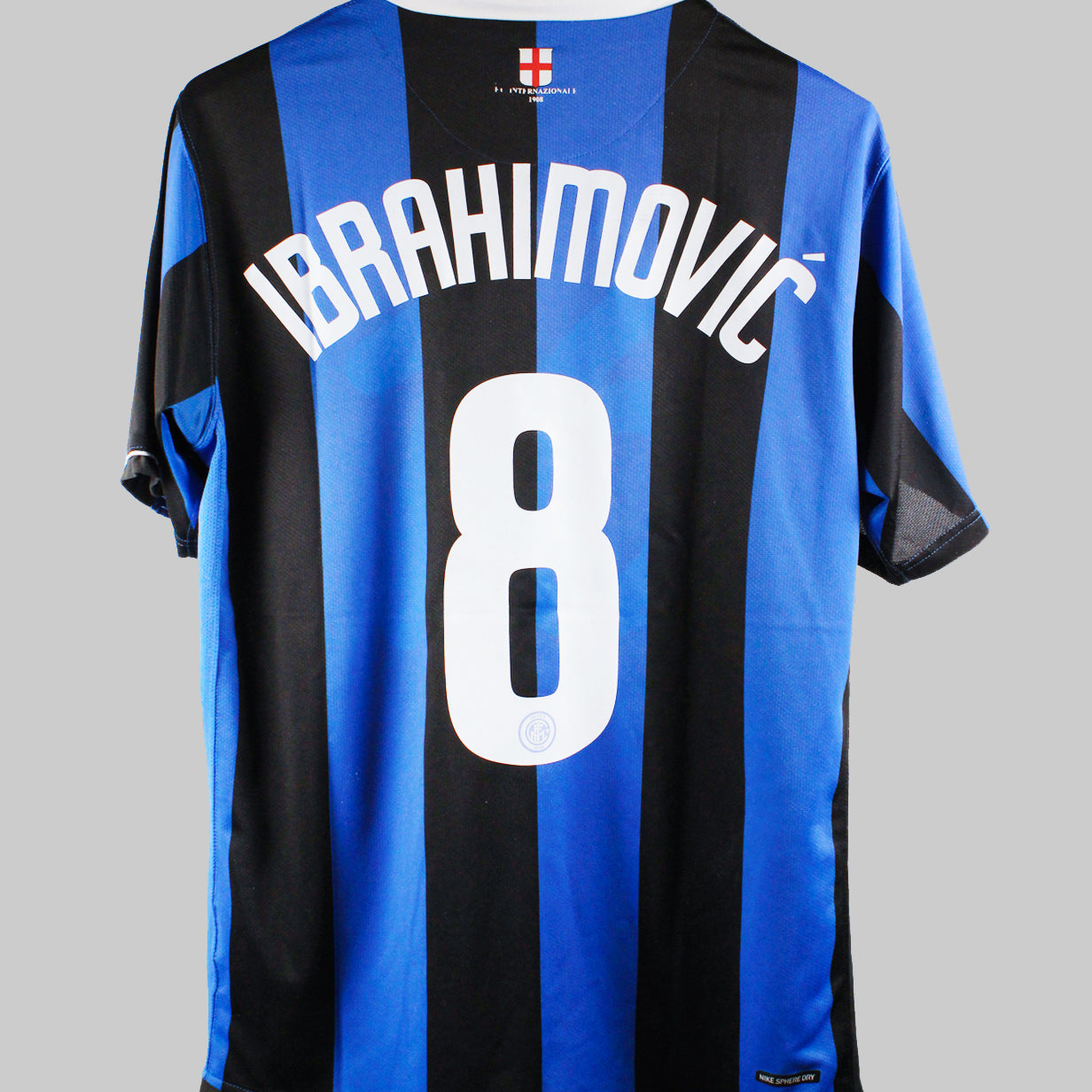 Inter Milan 2006-07 Ibrahimovic Home Kit  (L)