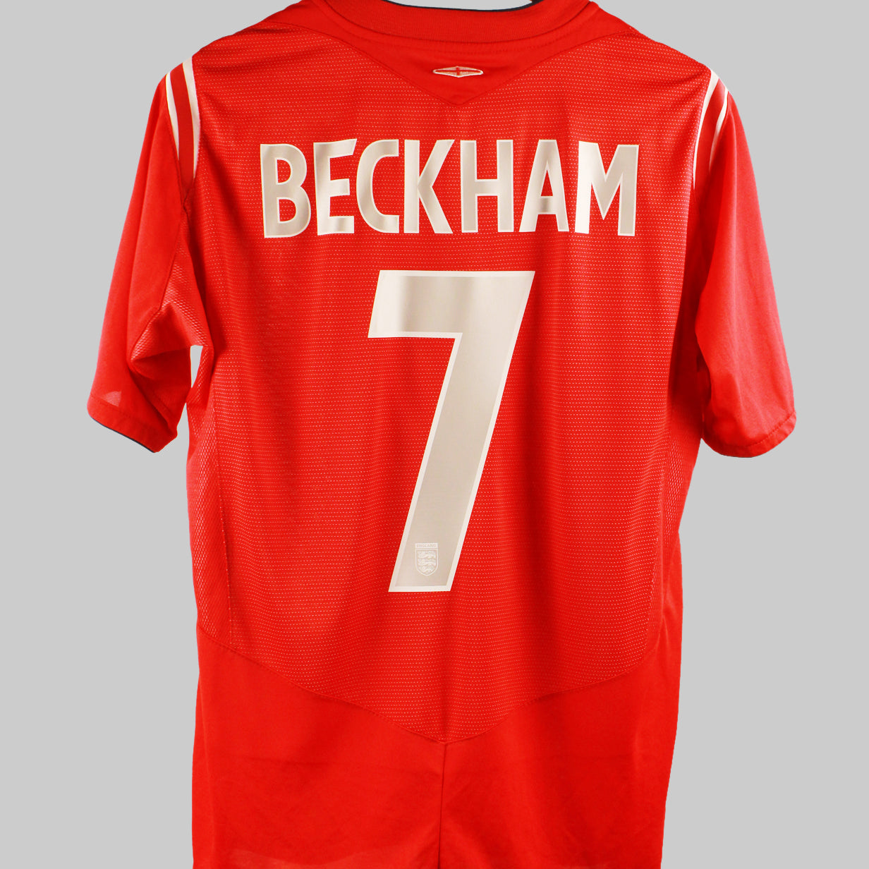 England 2004 Beckham Away Kit (L)