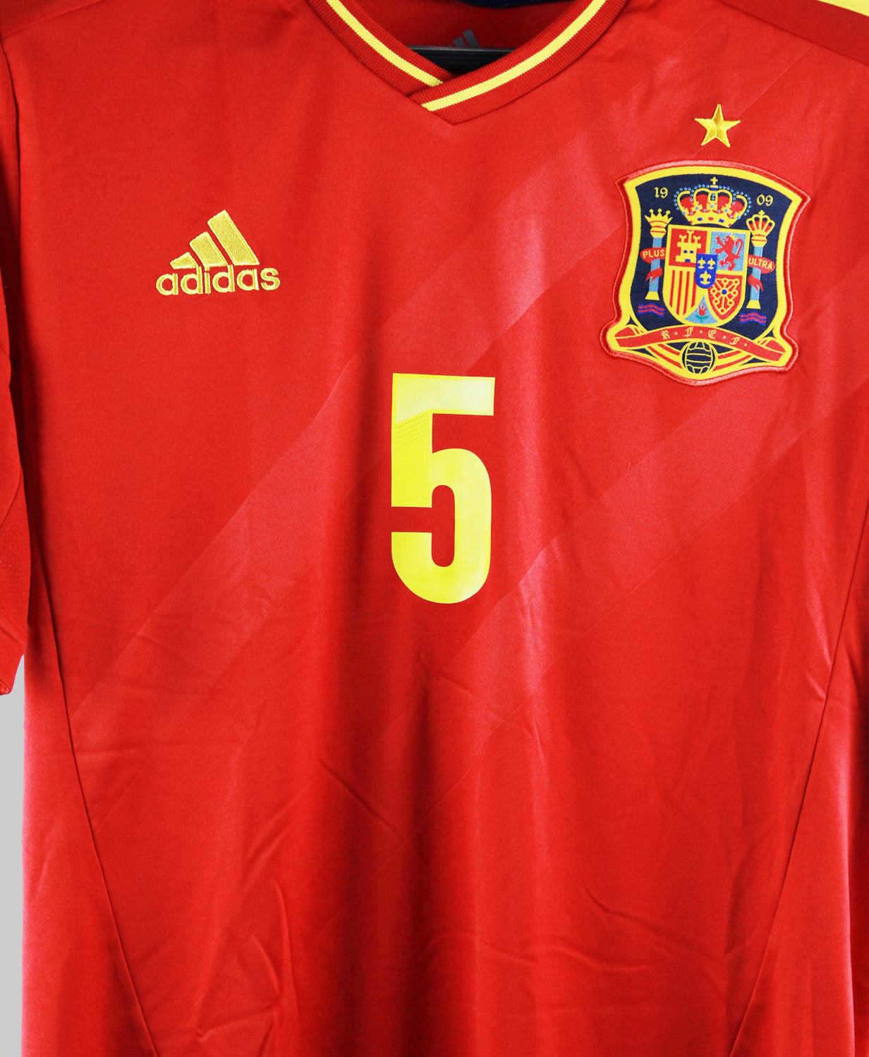 Spain 2012-13 Puyol Home Kit  (M)
