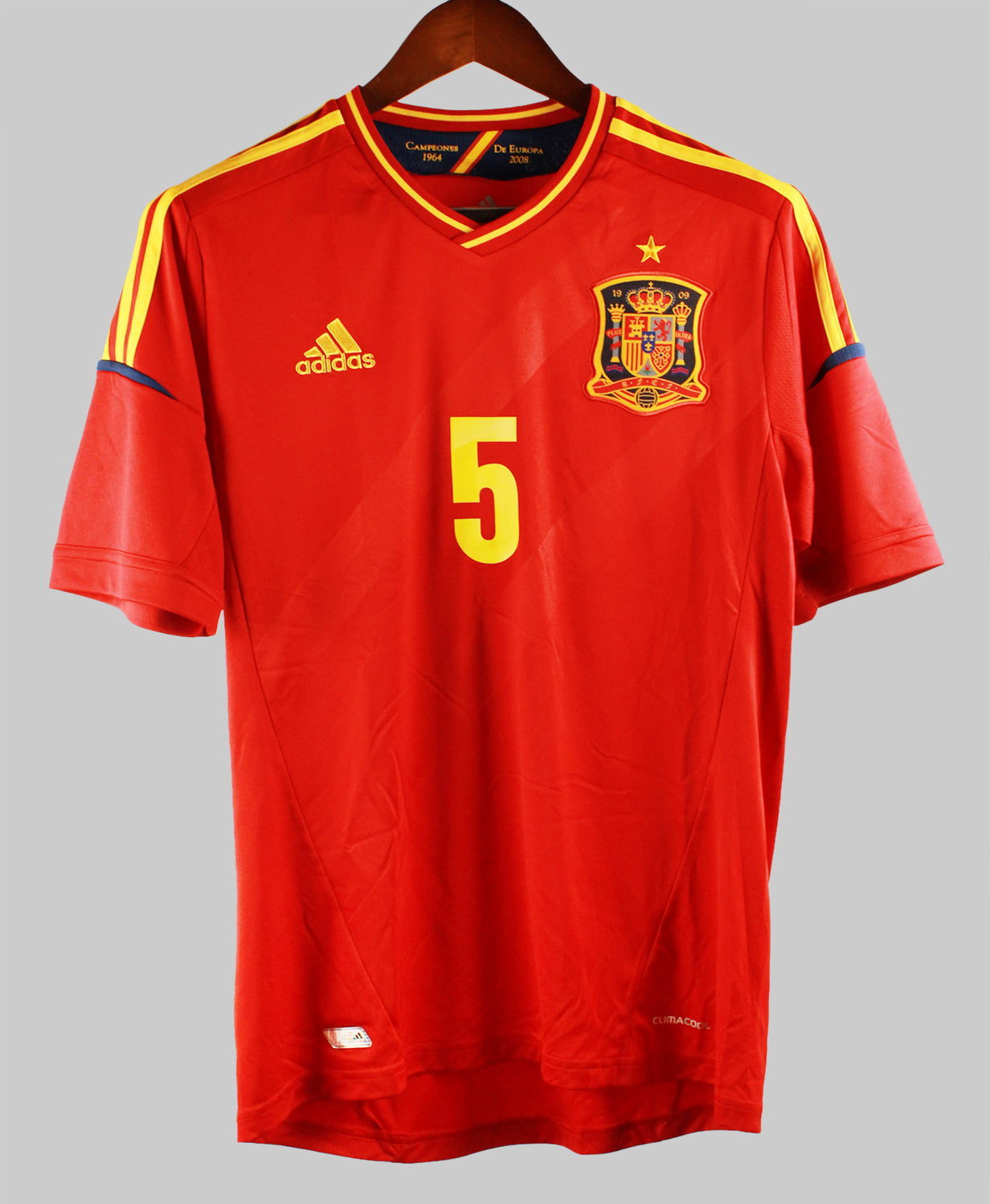 Spain 2012-13 Puyol Home Kit  (M)