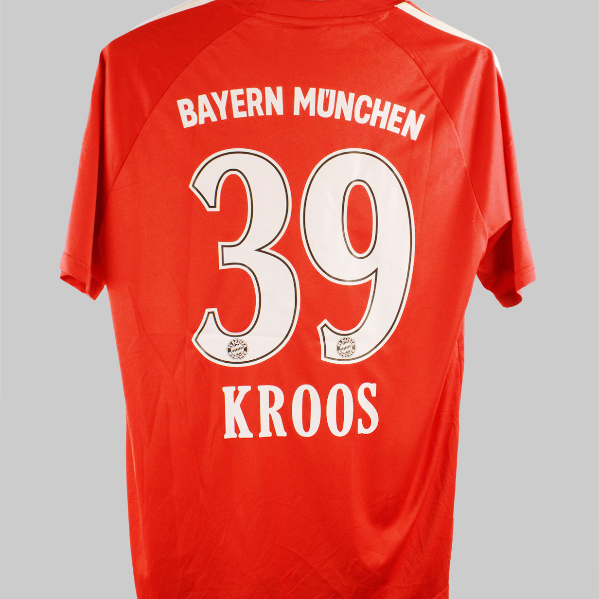 Bayern Munich 2010-11 Kroos Home Kit  (M)