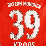 Bayern Munich 2010-11 Kroos Home Kit  (M)