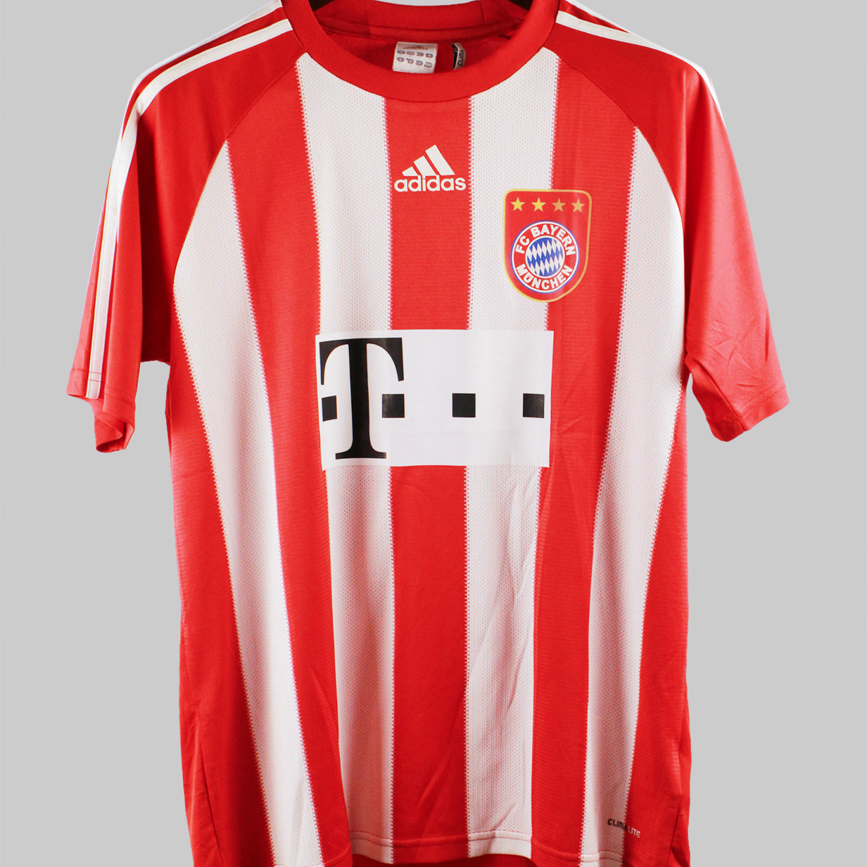 Bayern Munich 2010-11 Kroos Home Kit  (M)