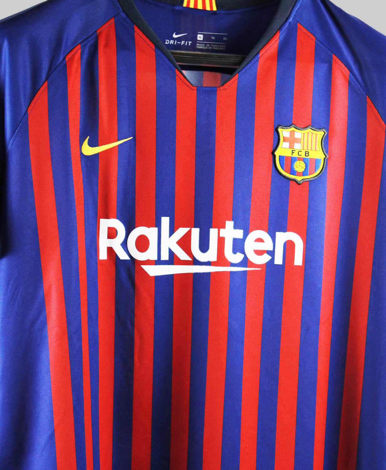 Barcelona 2018-19 Messi Home Kit  (XL)