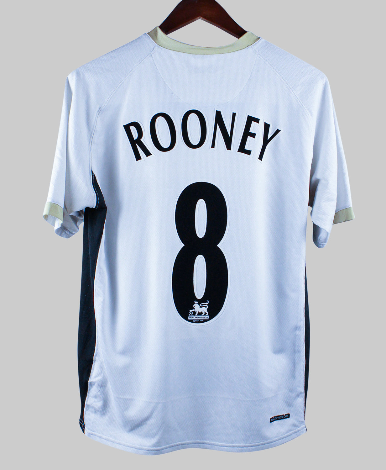 Manchester United 2006 Rooney Away Kit (M)