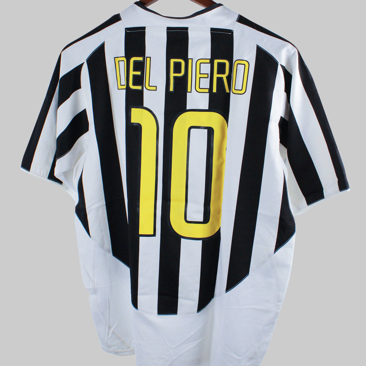 Juventus 2003-04 Del Piero Home Kit (M)