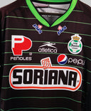 Santos Laguna 2010-11 Home Kit (L)