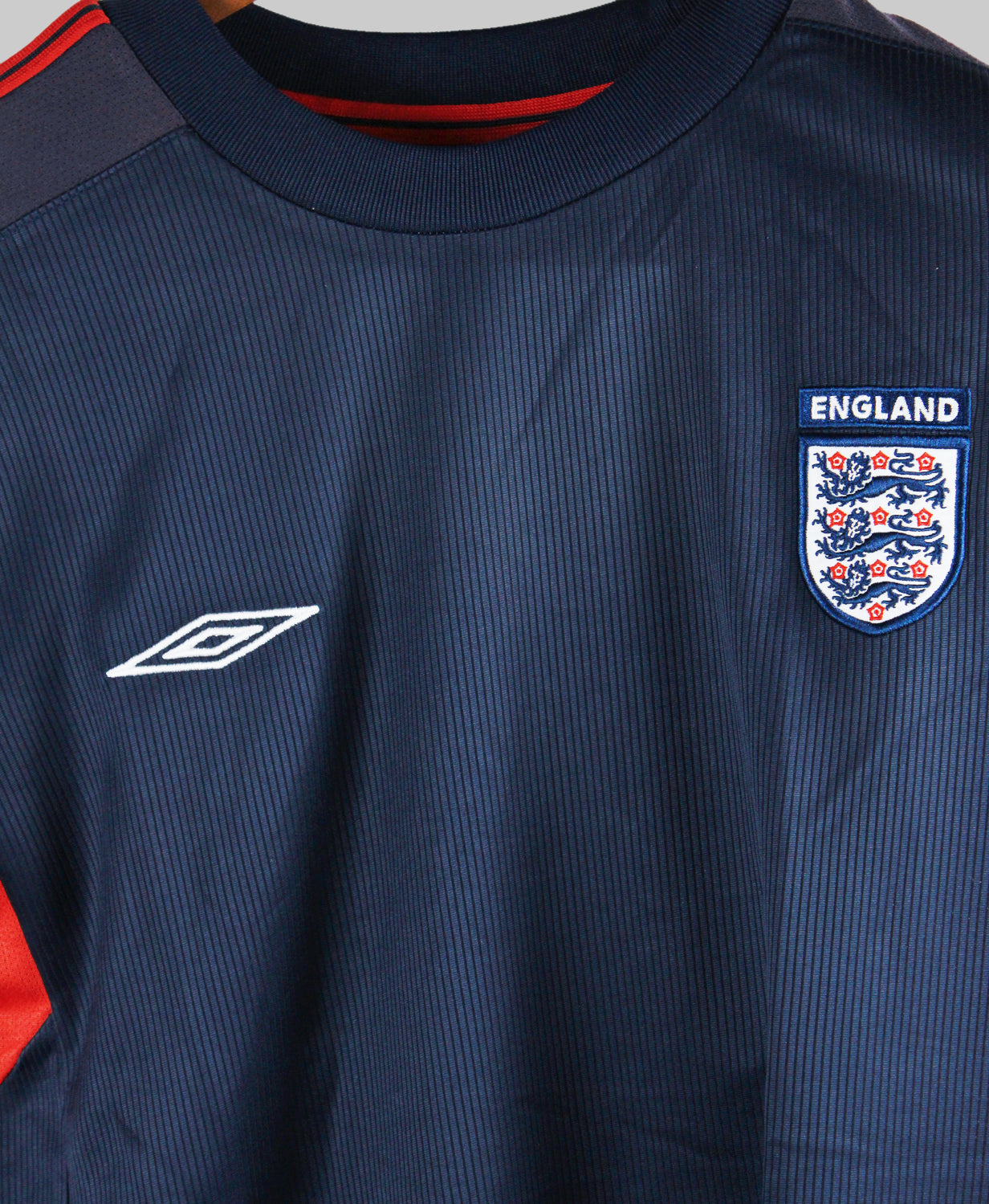 England 2000-01  Trainer Kit (M)