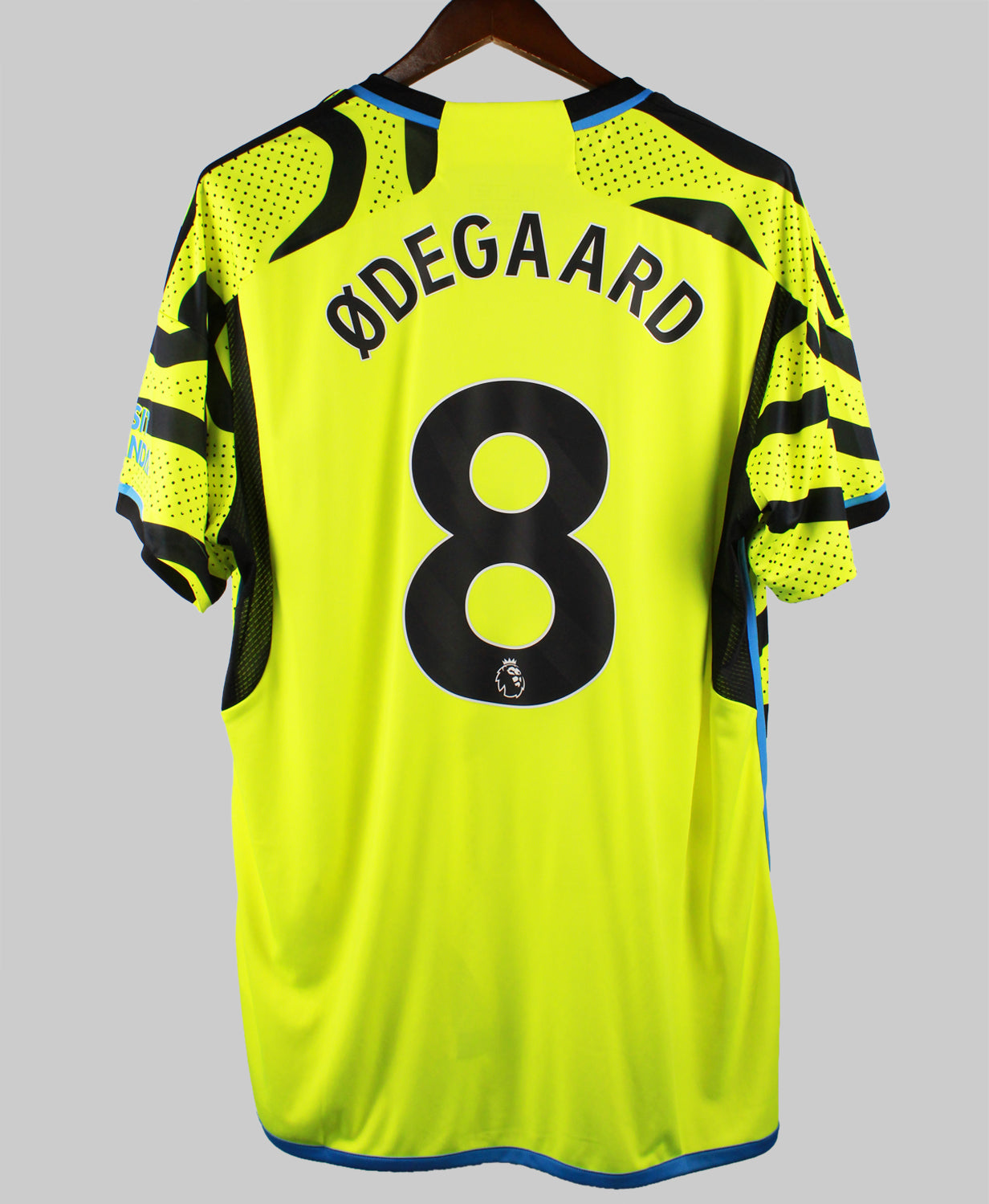 Arsenal 2023-24 Odegaard Away Kit (XL)