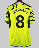 Arsenal 2023-24 Odegaard Away Kit (XL)