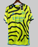 Arsenal 2023-24 Odegaard Away Kit (XL)