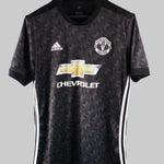 Manchester United 2017-18 Away Kit (L)