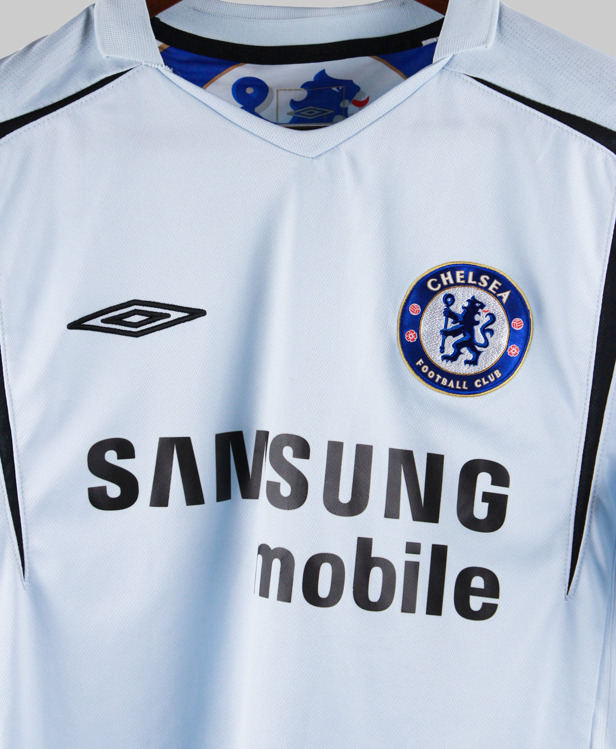 Chelsea 2005-06 Drogba Away Kit (L)
