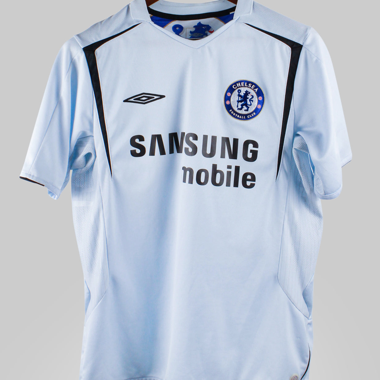 Chelsea 2005-06 Drogba Away Kit (L)