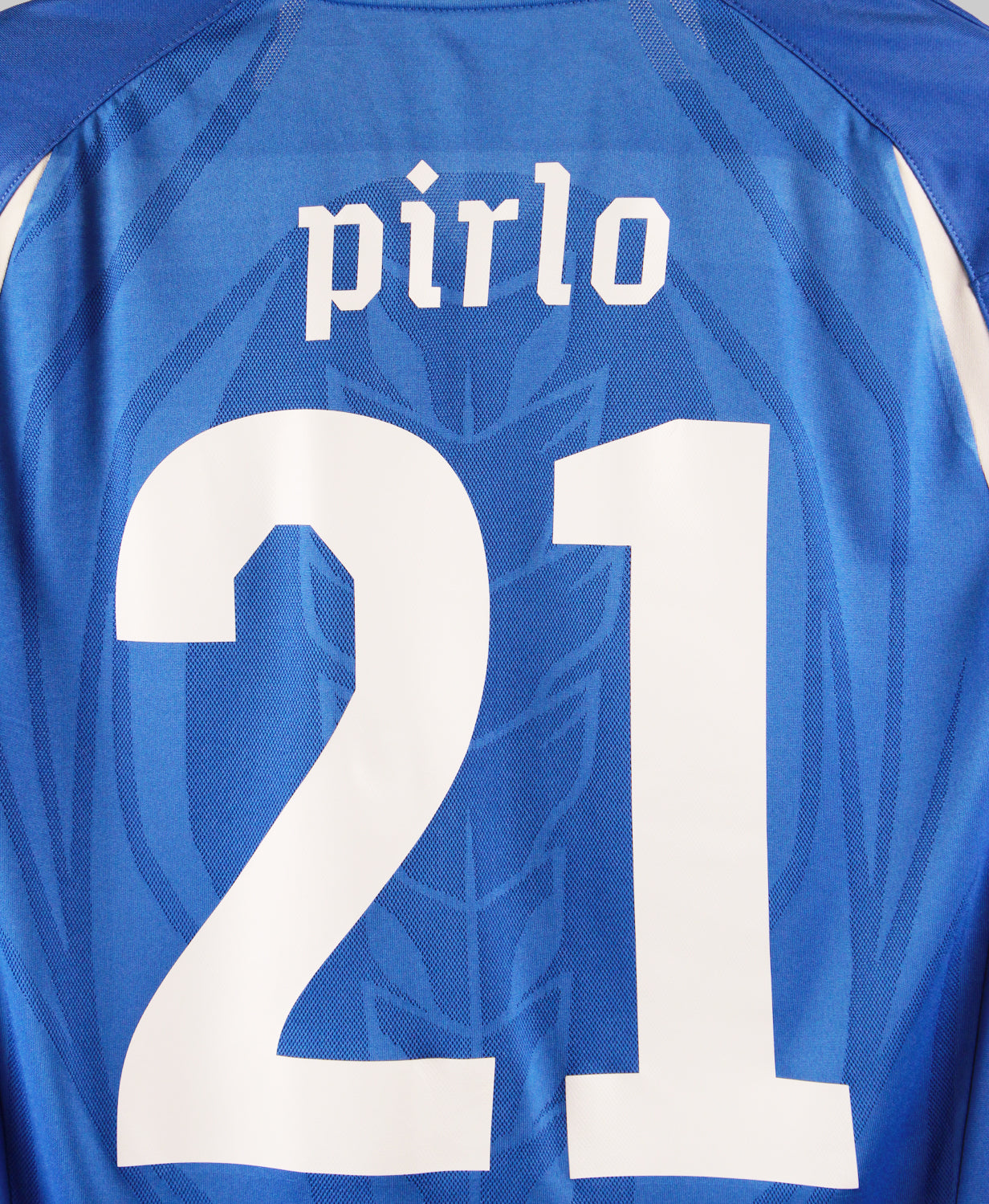 Italy 2010-11 Pirlo Away Kit (M)