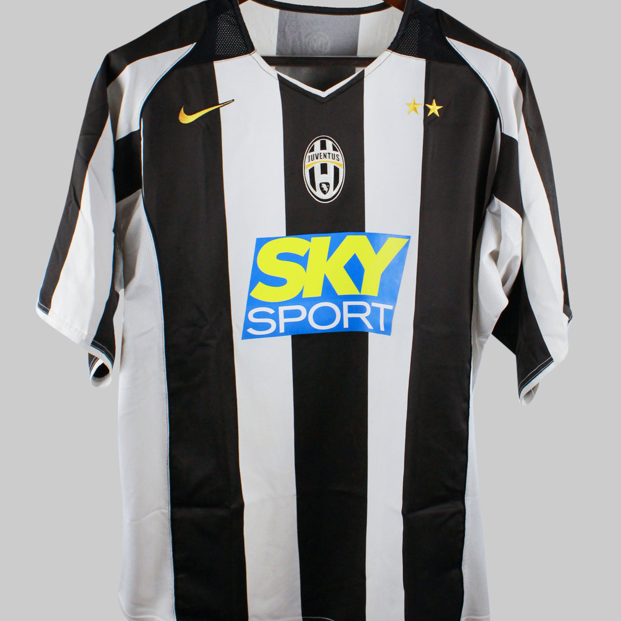 Juventus 2004-05 Nedved Home Kit (L)
