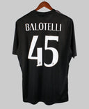 AC Milan 2015-16 Balotelli T-Shirt Kit (XL)
