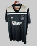 Ajax 2018-19 De Jong Away Kit (XL)