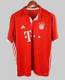 Bayern Munich 2016-17 Muller Home Kit (XL)