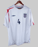 England 2006-07 Gerarrd Home Kit (3XL)