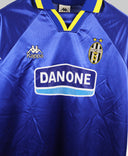 Juventus 1994-95  Away Kit (M)