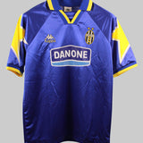 Juventus 1994-95  Away Kit (M)