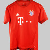 Bayern Munich 2015-2016 Lewandowski Home Kit (M)