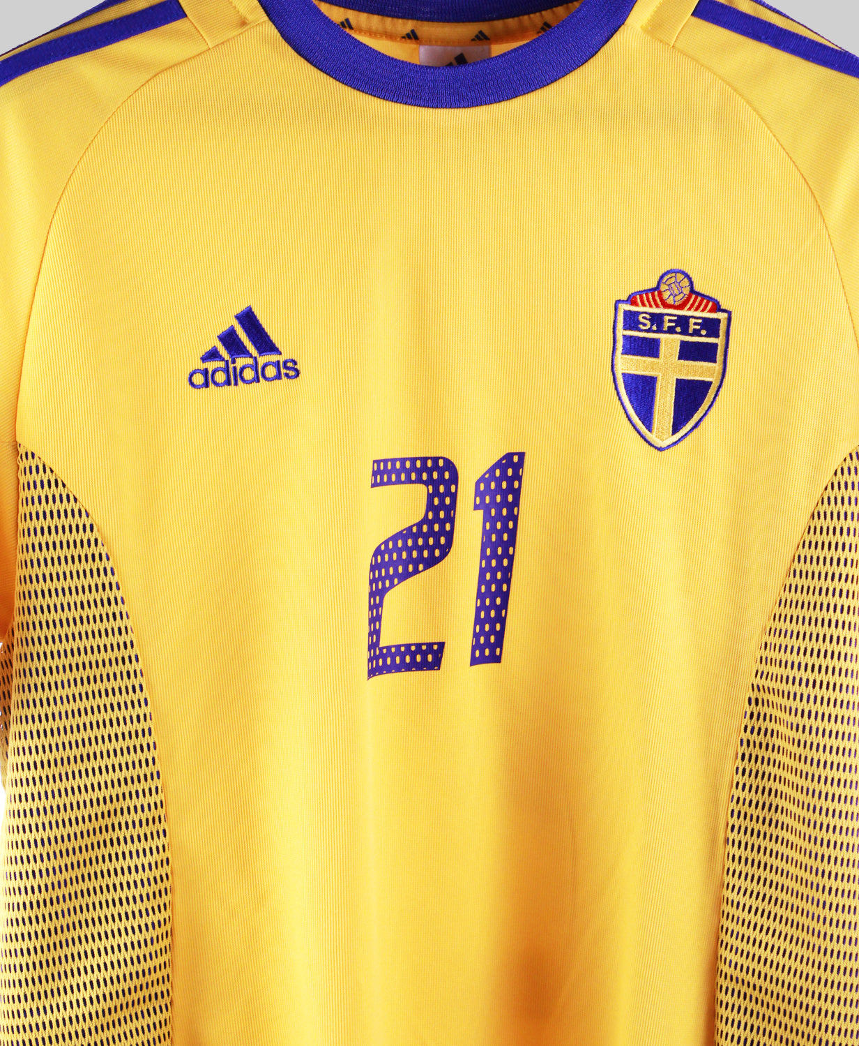 Sweden 2007-2008 Ibrahimovic Home Kit (L)