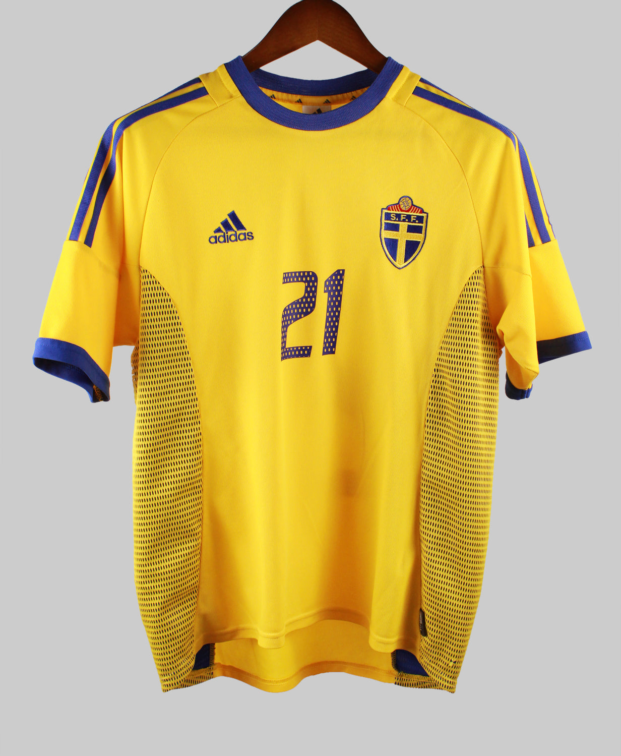 Sweden 2007-2008 Ibrahimovic Home Kit (L)