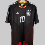 Germany 2004-05 Kuranyi Away Kit (M)