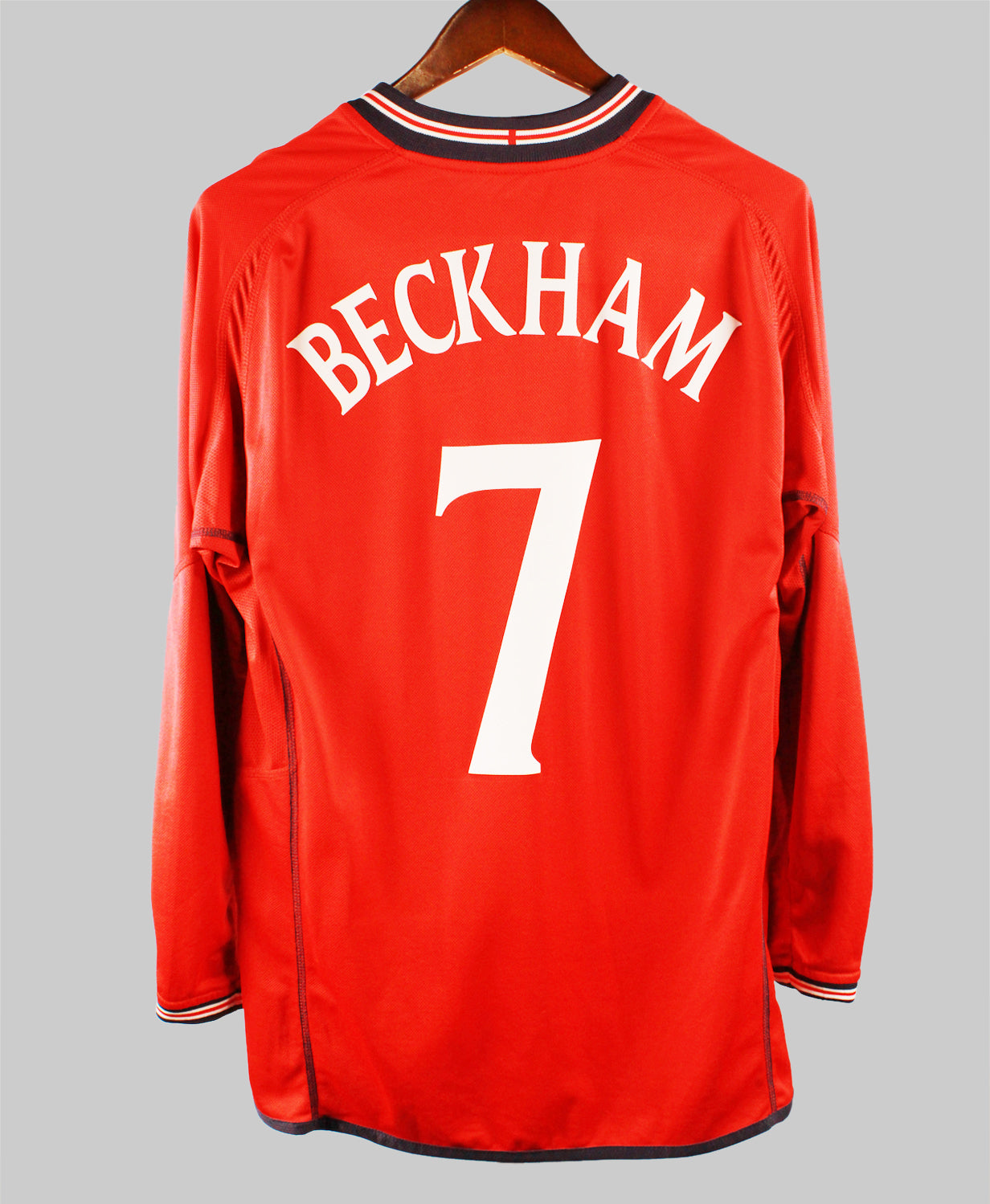 England 2002 Beckham Long Sleeve Away Kit (XL)