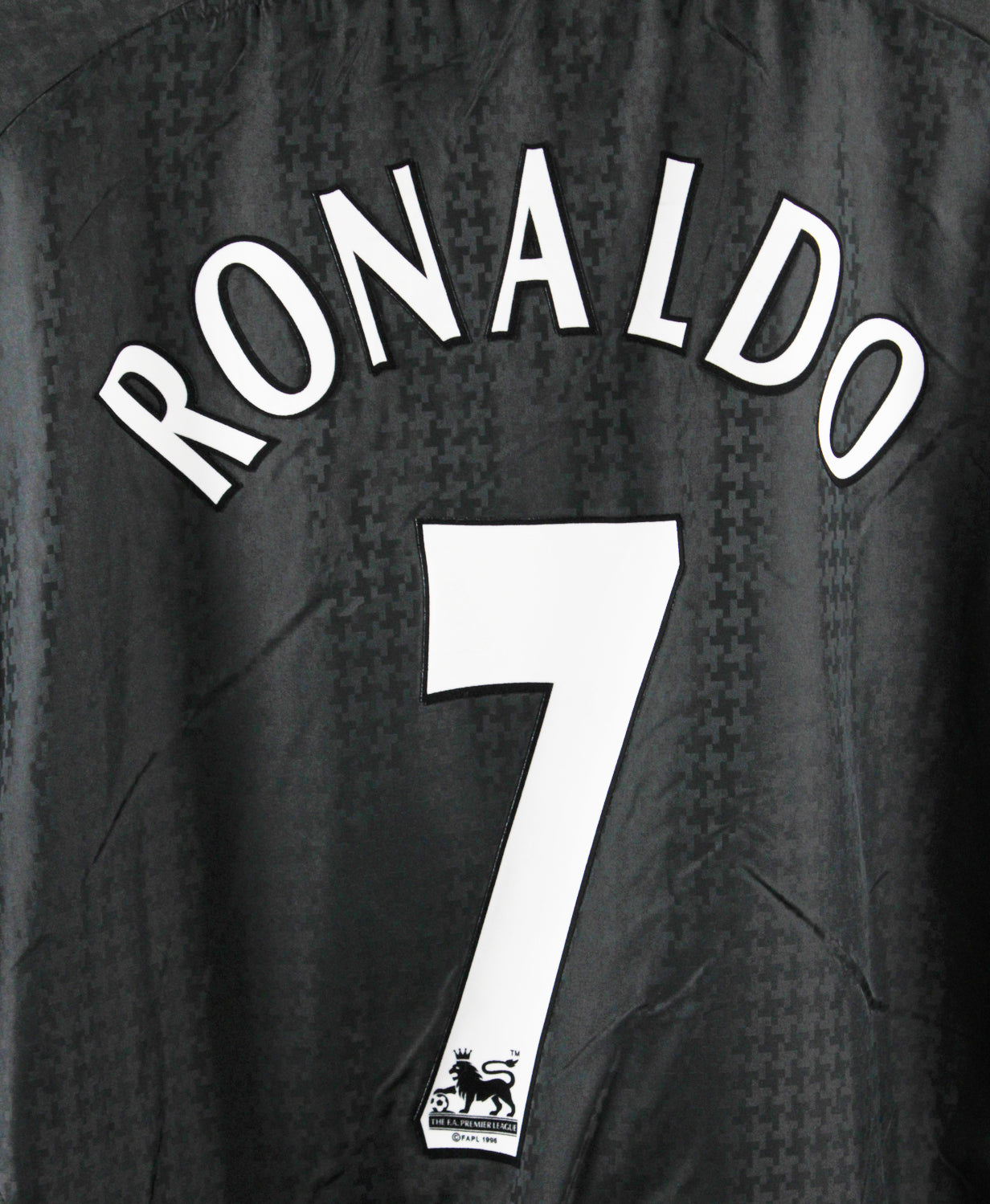 Manchester United 2003-2004 Ronaldo Away Kit (XL)