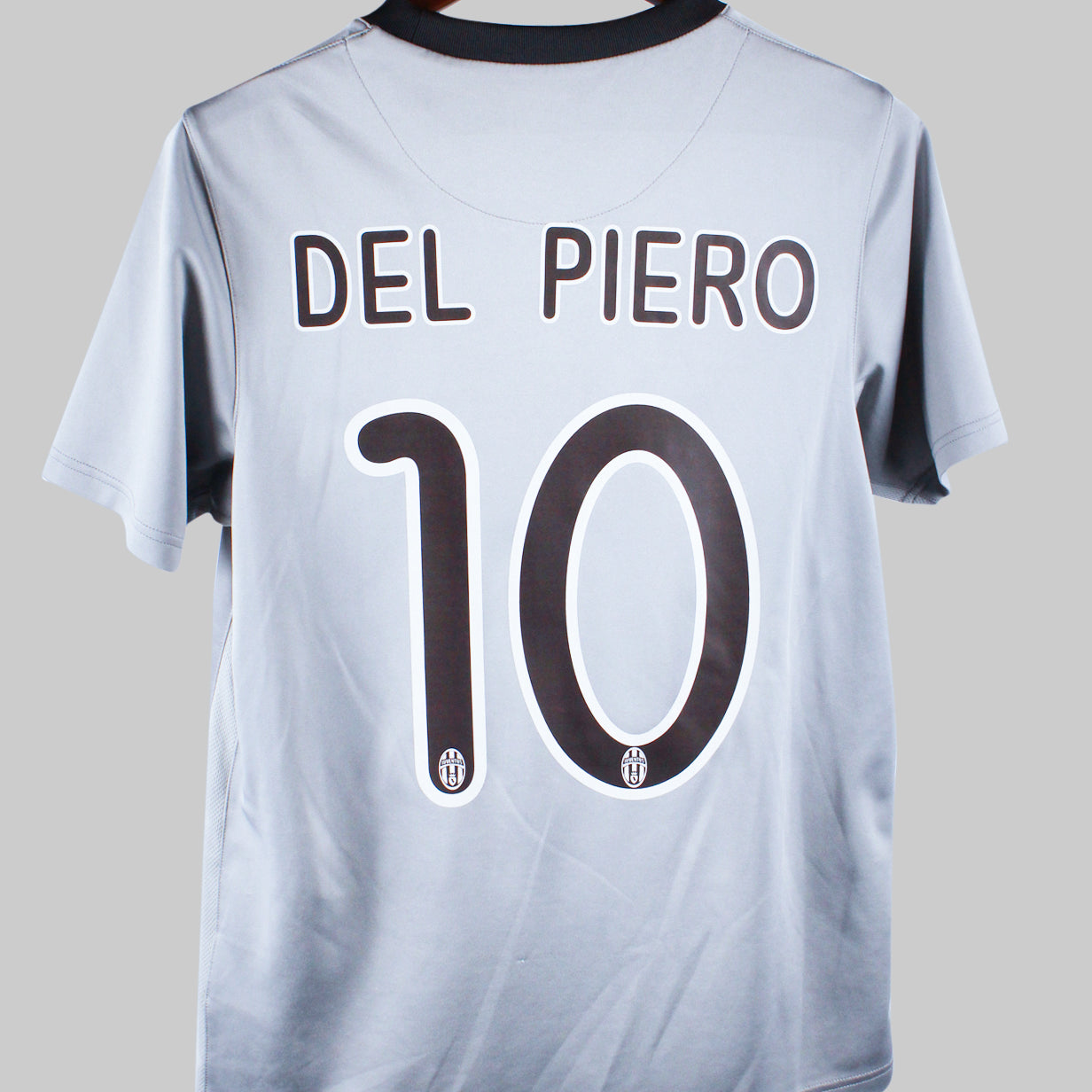 Juventus 2009-2010 Del Piero Away Kit (S)