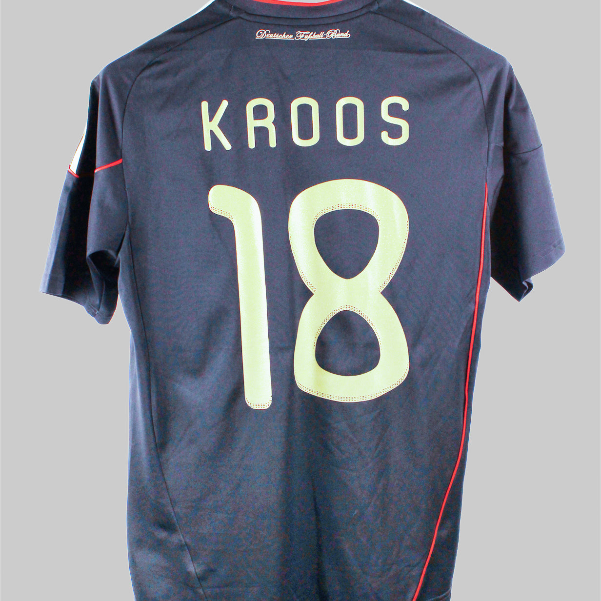 Germany 2010-2011 Kroos Away Kit (S)