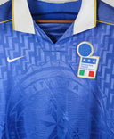 Italy 1995-96  Home Kit (L)