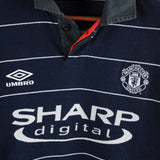 Manchester United 1999-00  Away Kit (M)