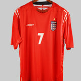 England 2004-05 Beckham Short Sleeve Away Kit (2XL)