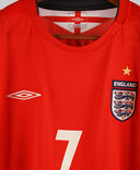 England 2004-05 Beckham Short Sleeve Away Kit (2XL)
