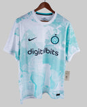 Inter Milan 2022-23 Lautaro Short Sleeve Away Kit (XL)