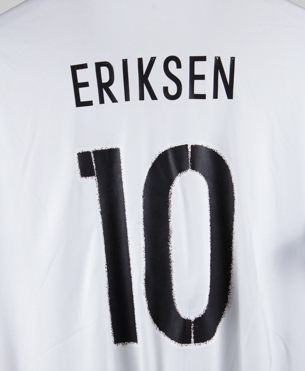 Denmark 2015-2016 Eriksen Away Kit (XL)