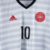 Denmark 2015-2016 Eriksen Away Kit (XL)