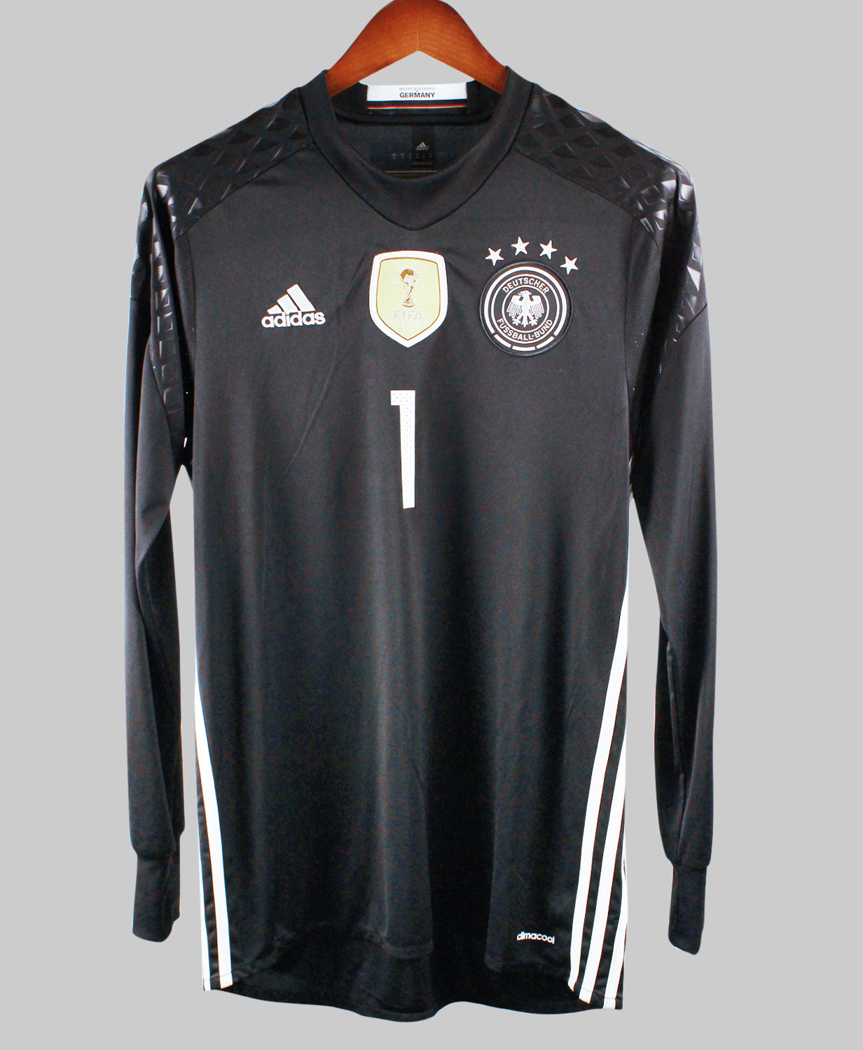 Germany 2016-2017 Neuer Goalkeeper Home Kit (M)