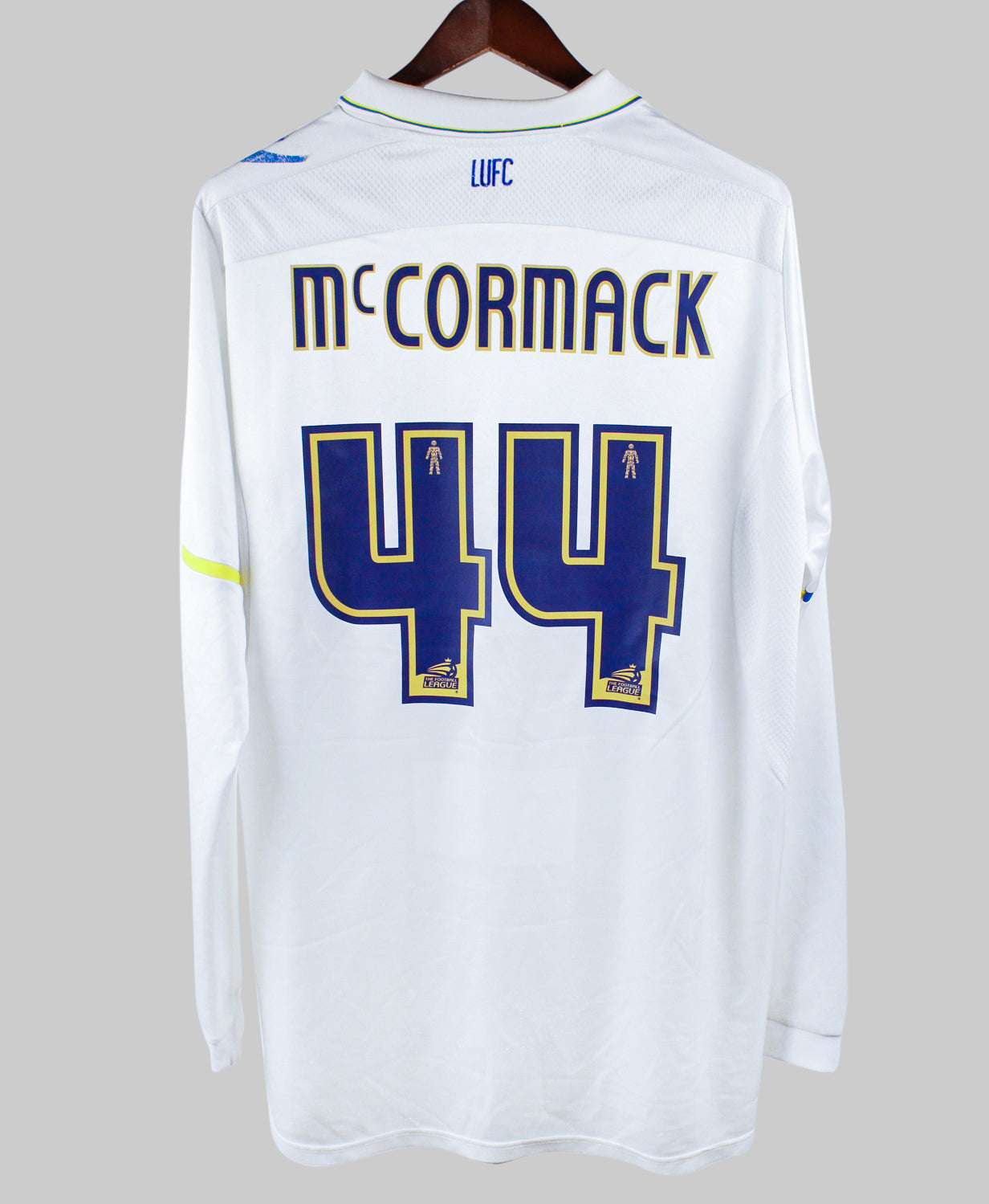 Leeds United 2011-2012 McCormack Long Sleeve Home Kit (XL)